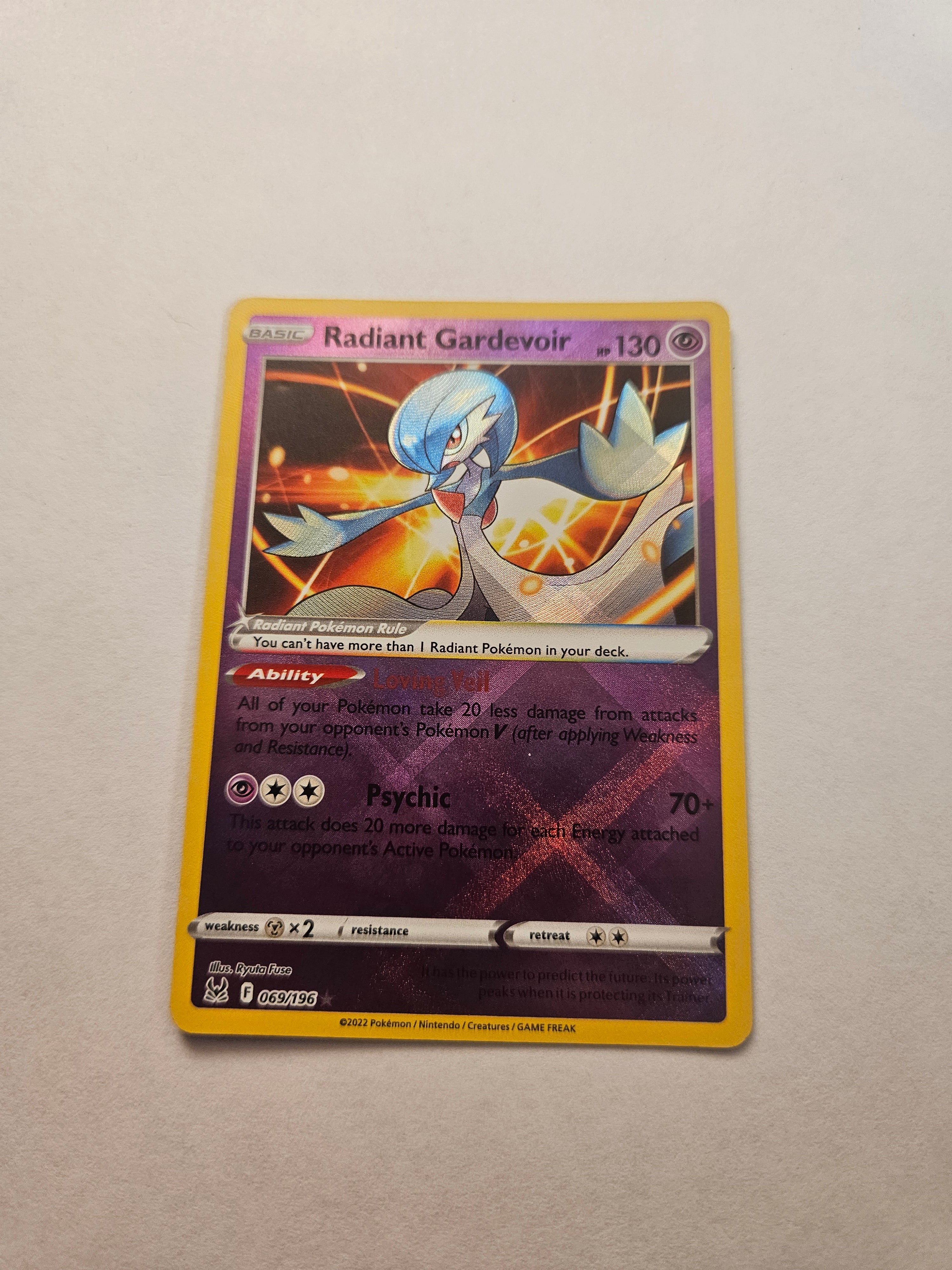 Radiant Gardevoir 069/196 Radiant Rare Lost Origin