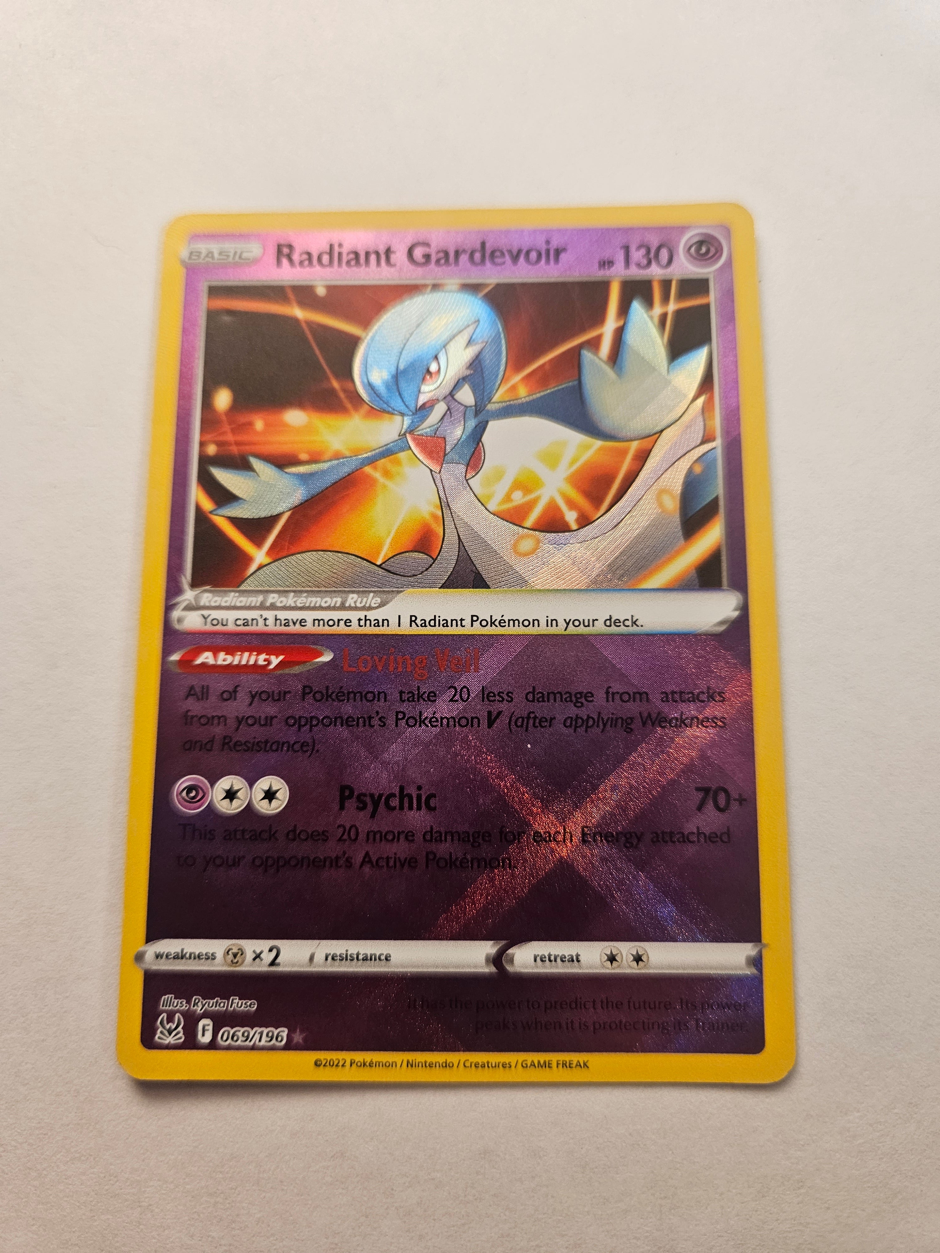 Radiant Gardevoir 069/196 Radiant Rare Lost Origin